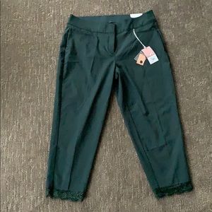 Allie Slim Ankle Pant